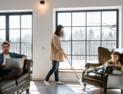 Surviving on 10 jobs and 5 kids: family finances breaking point