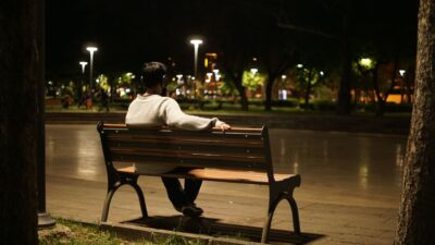 Why avoidant personality fear is ruining your mental health — Featured image