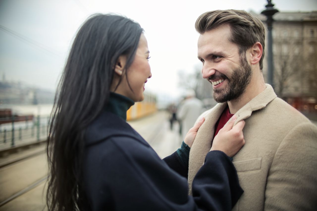 Stop Making These Flirting Mistakes Right Now! — Featured image