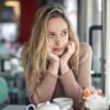Hidden Signs of Loneliness Even When Surrounded by People