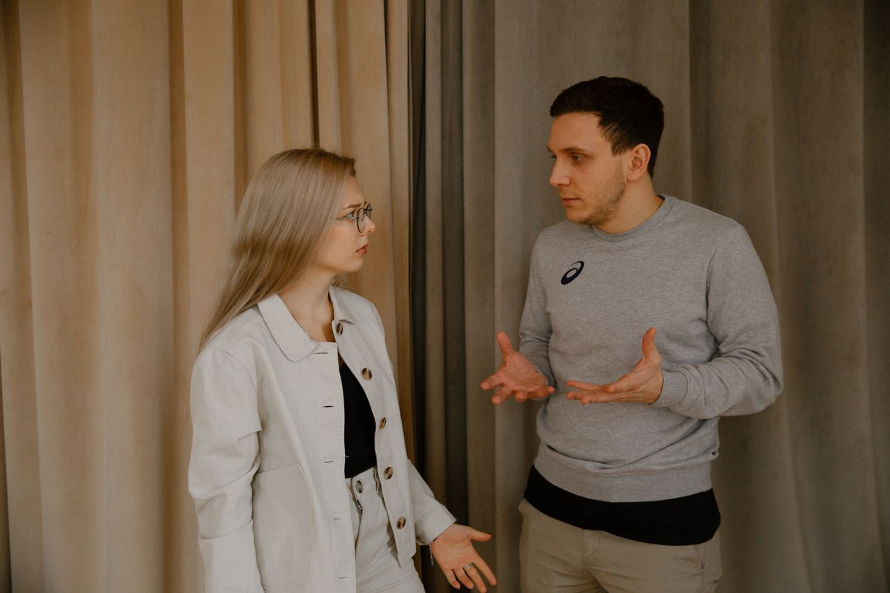 Questions Asked By Manipulators That Reveal Their Game — Featured image