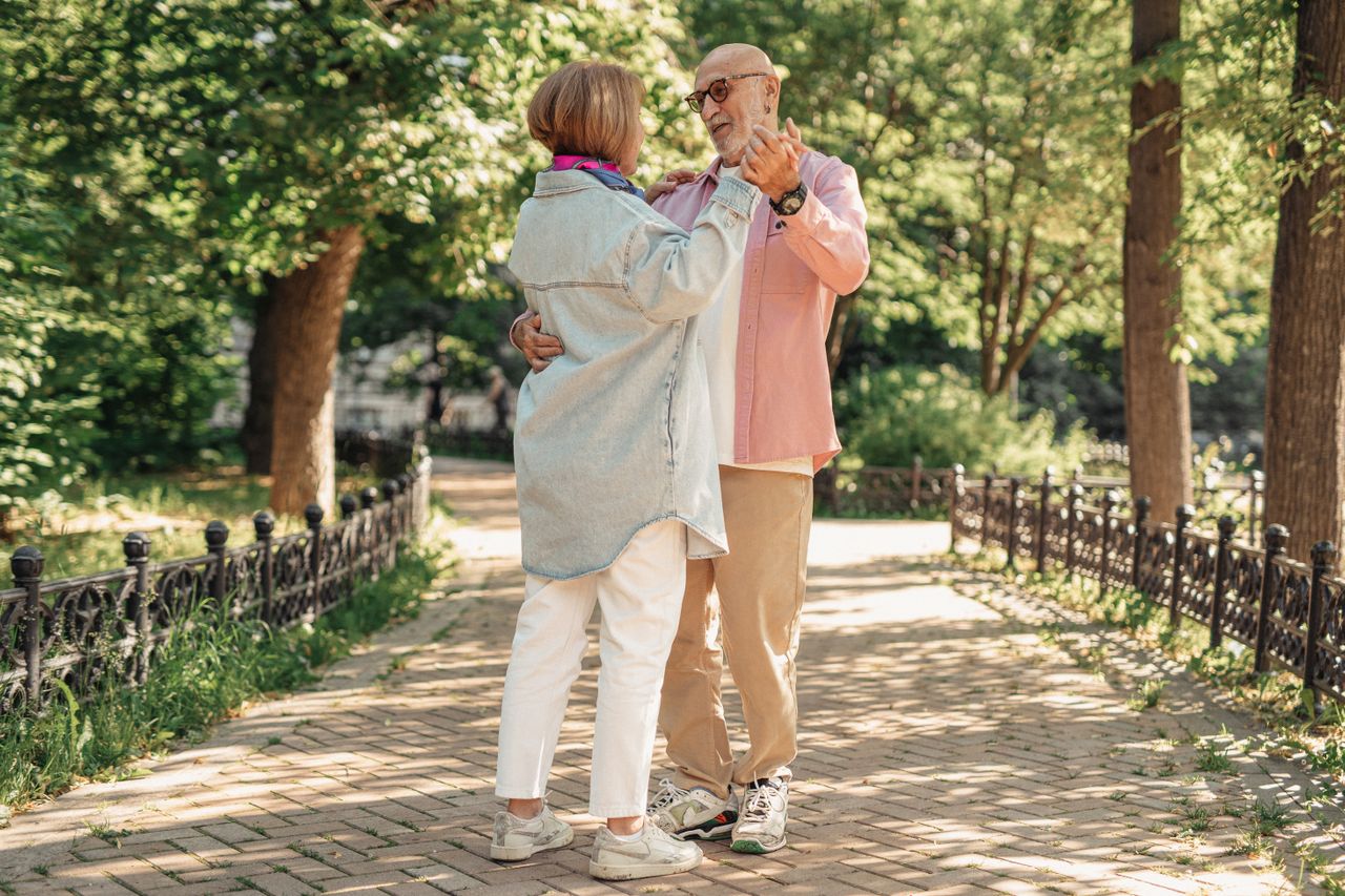 Balance Issues As You Age? Hidden Causes & Warning Signs — Featured image