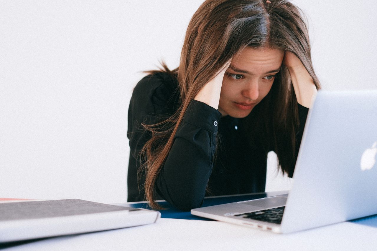 Does Venting Really Help? What Complaining Does to Your Brain — Featured image
