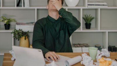Why task avoidance is secretly ruining your work life — Featured image