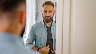 Habits That Quietly Erode Men’s Self-Worth and Confidence