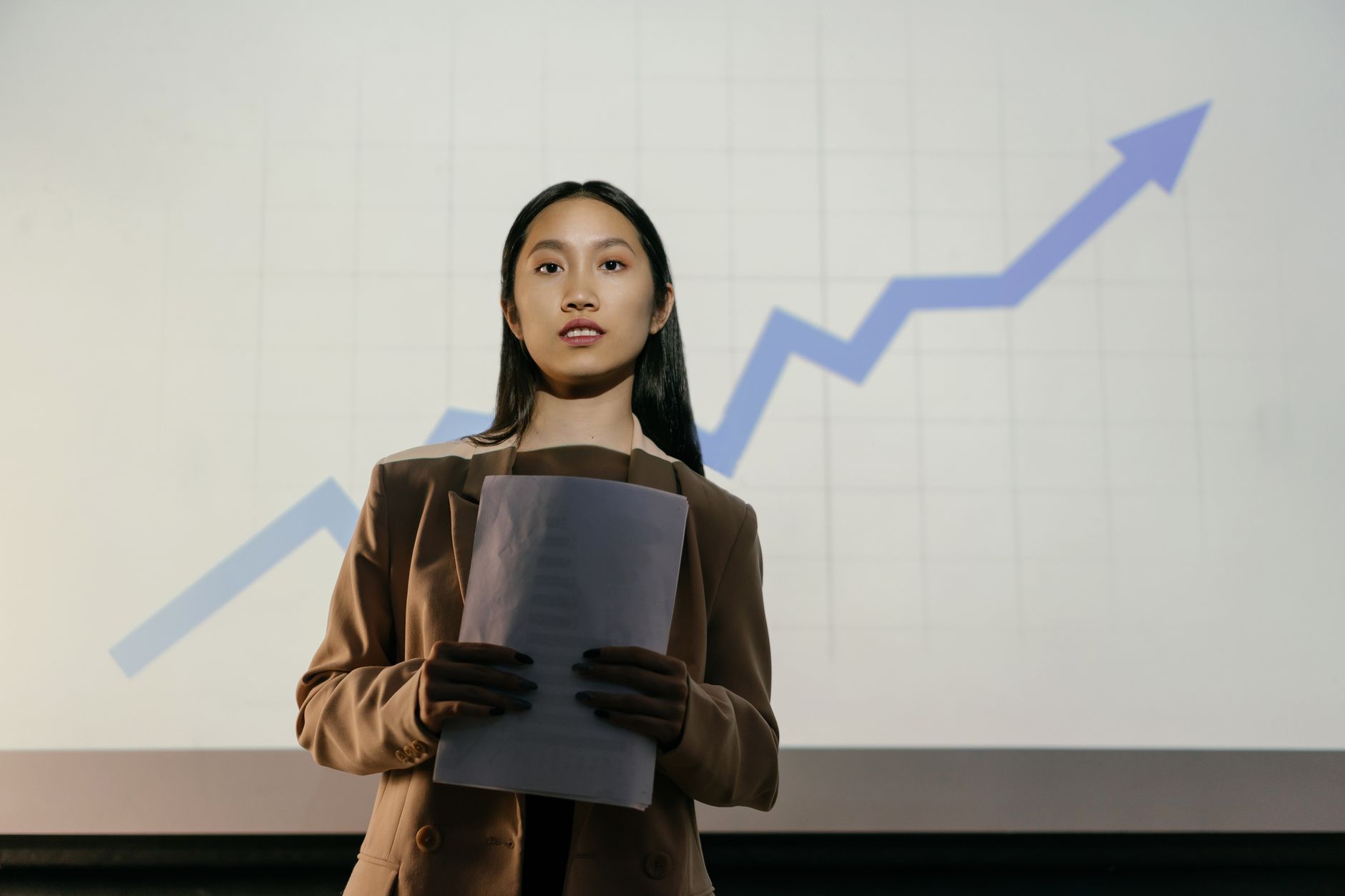 career trends illustration for Quiet Quitting vs. Soft Retirement: Early Retirement Tips