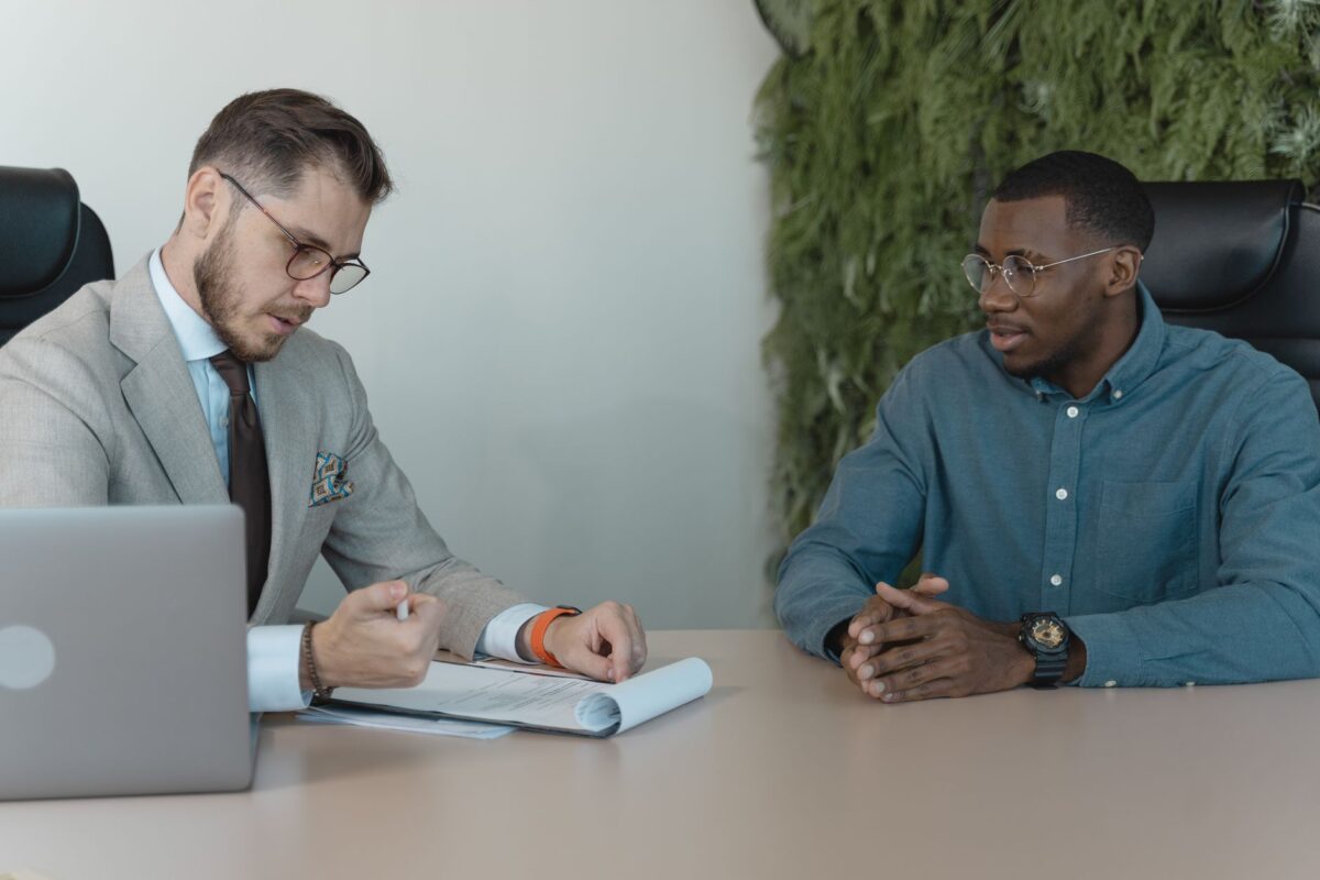 job interview tips illustration for Should You Bring Notes to a Job Interview? Etiquette Tips