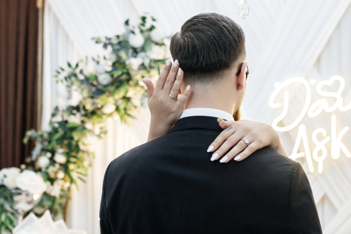 Signs a Man Is Ready for Commitment (Honest Guide)