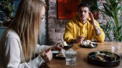 Signs of a Jealous Friend Hiding Behind a Smile