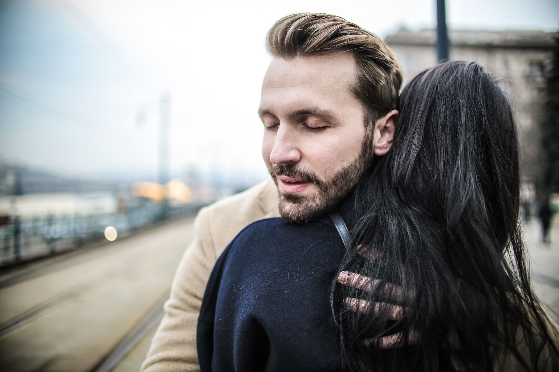 Illustration of Signs of a Strong Emotional Connection in Your Relationship