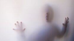 Illustration of Signs You're Scared to Fall in Love (Fear of Intimacy)