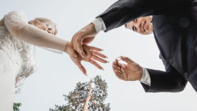 Spot these signs of emotional detachment in marriage now