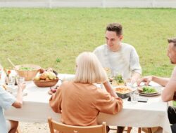 Stop the drama: how to set healthy boundaries with family members