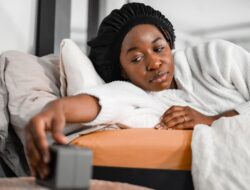Stop These 4 Sleep Habits Now If You Keep Waking Up