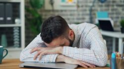 Sleep Deprivation & Brain Health: What Happens Below 5 Hours?