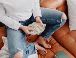Why staying married for money is still a huge thing