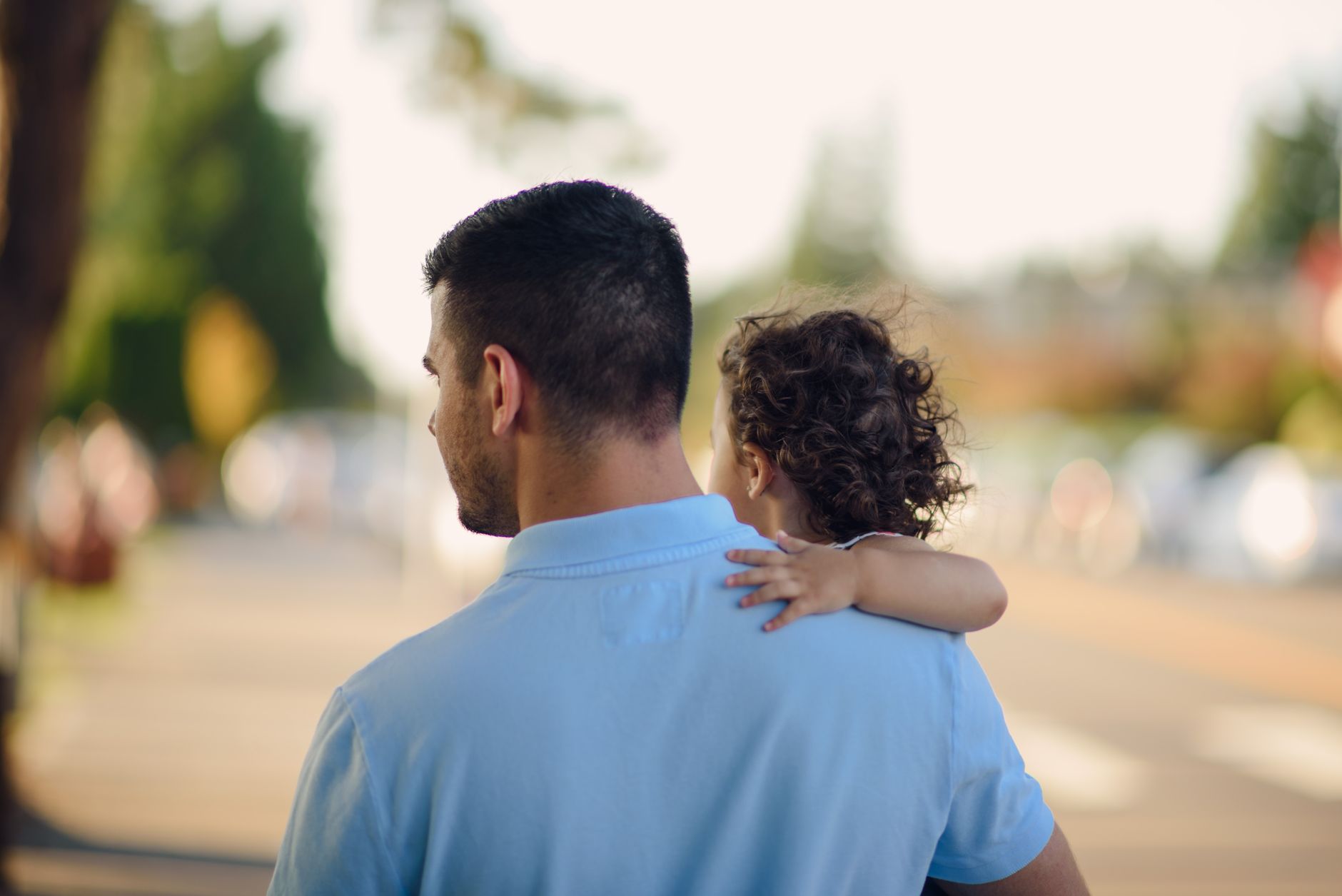 Illustration of Why the effects of harsh parenting on adults still hurt